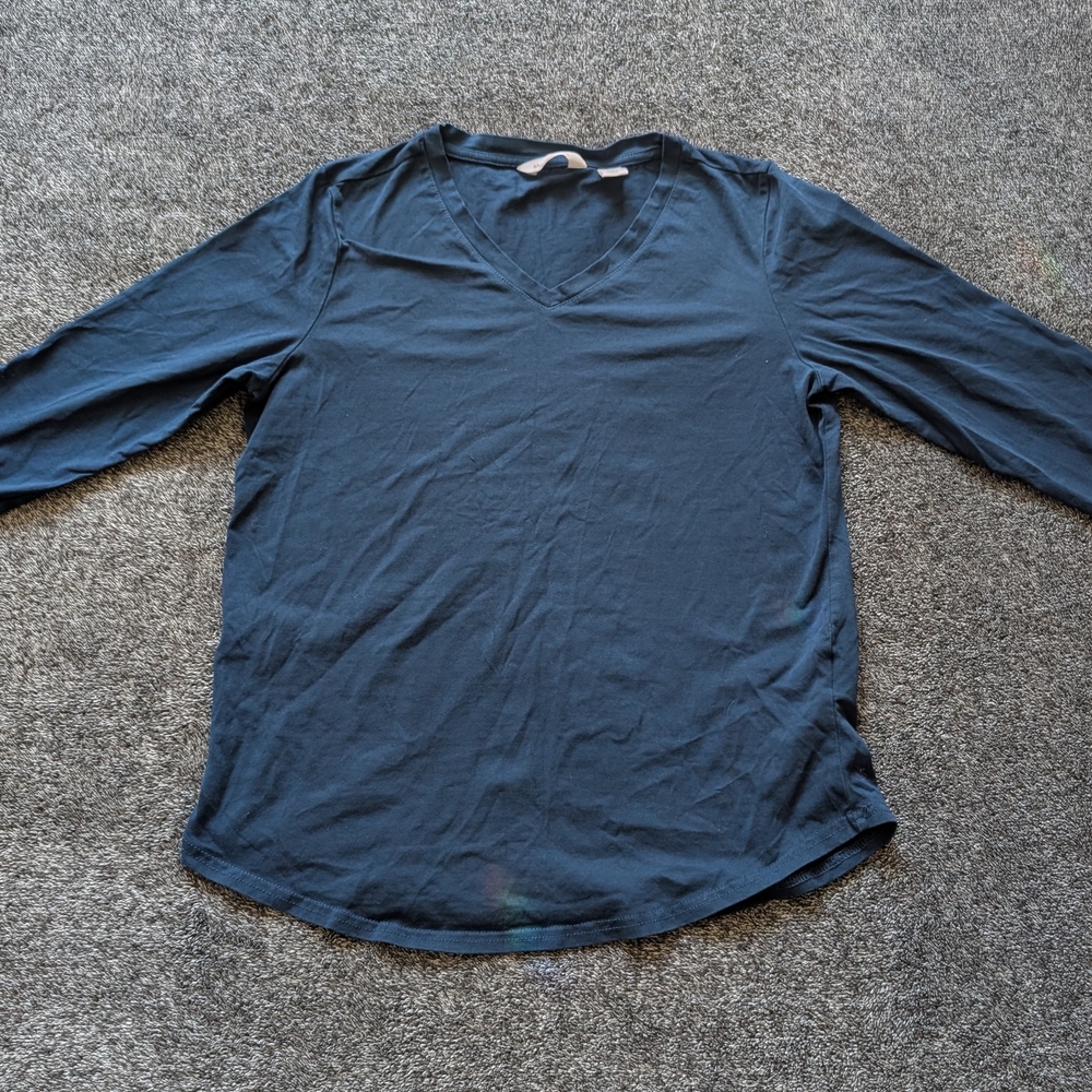 Women's V-Neck Quarter Sleeve Tee - Navy